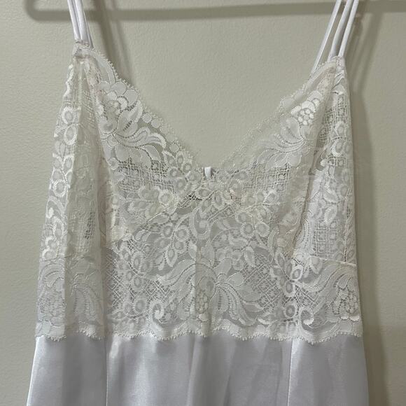Victoria's Secret Womens Sz Small White Sheer Lace Slip Maxi Dress w/ Robe Bride - Picture 8 of 12